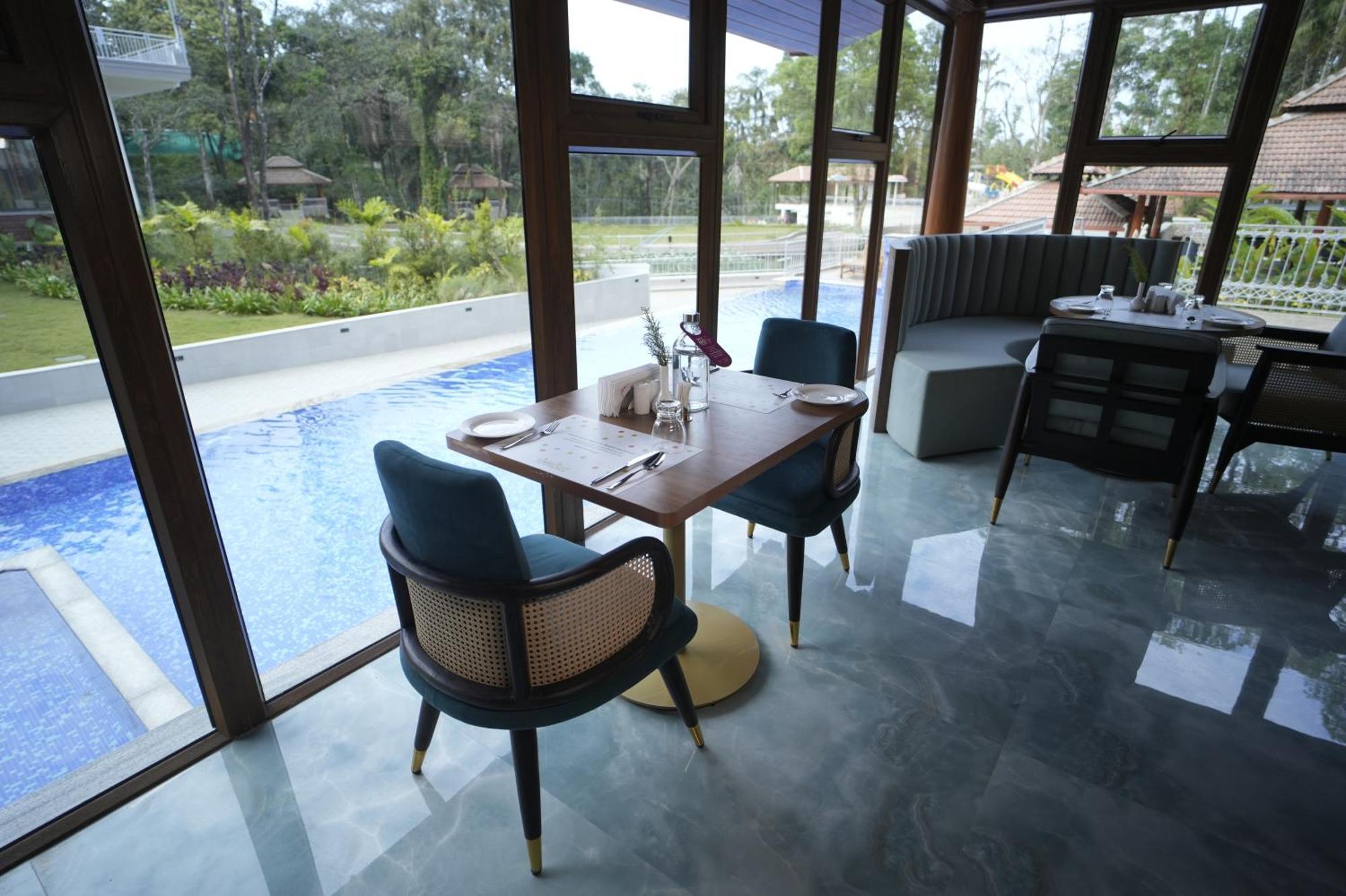 Regenta Resort Sakleshpur Buitenkant foto