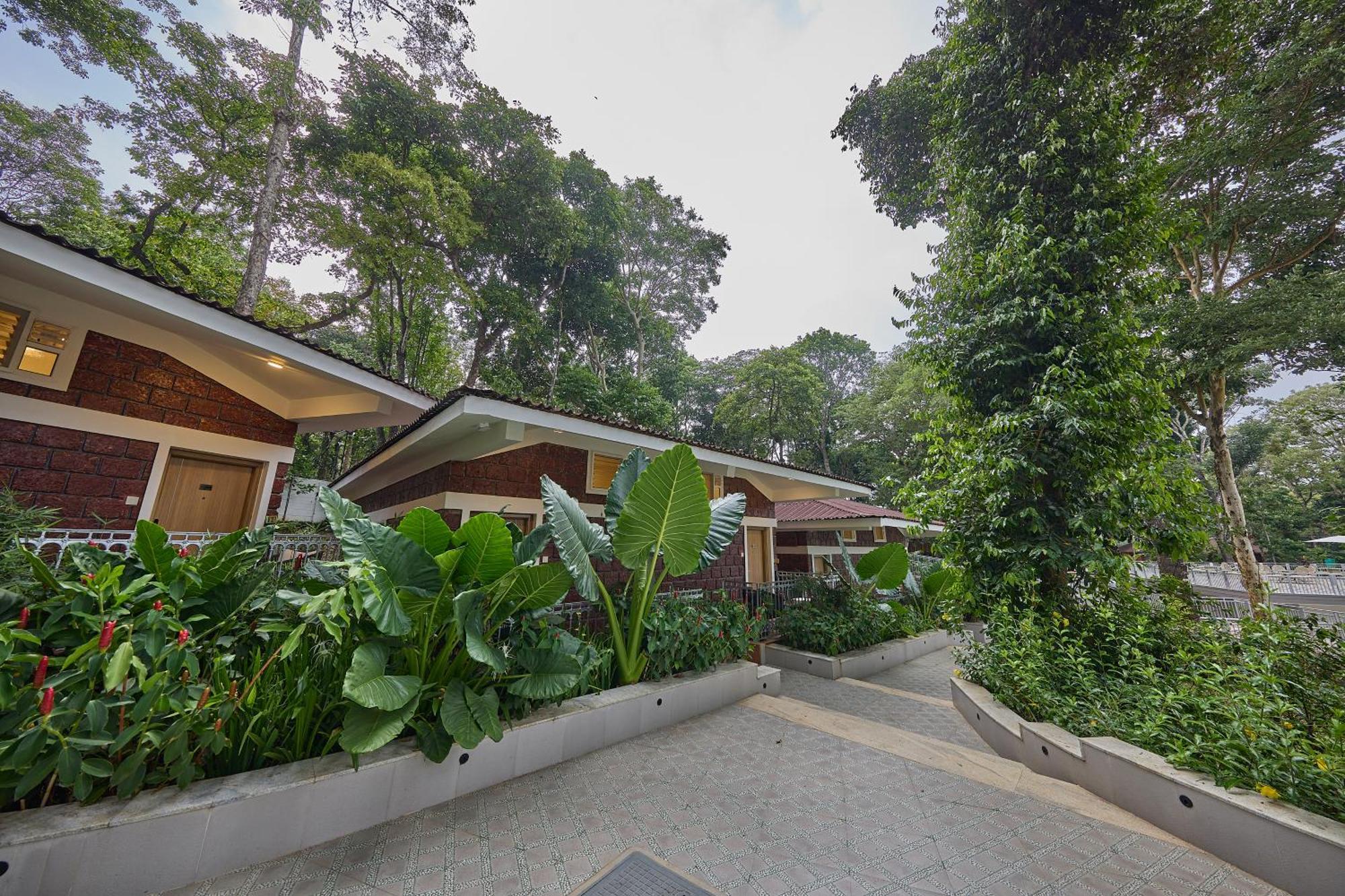 Regenta Resort Sakleshpur Buitenkant foto