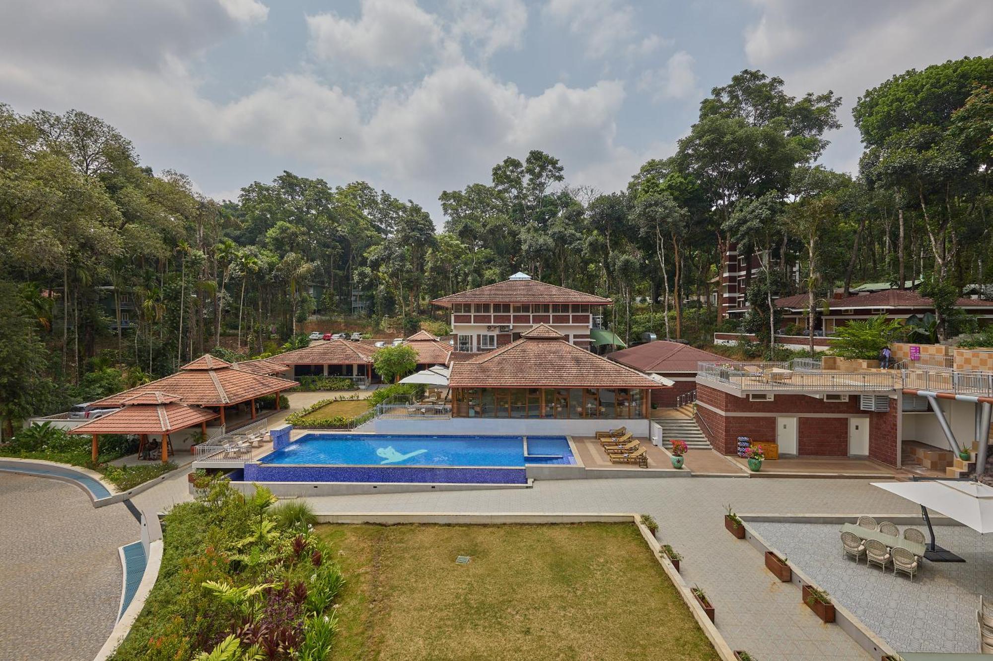 Regenta Resort Sakleshpur Buitenkant foto